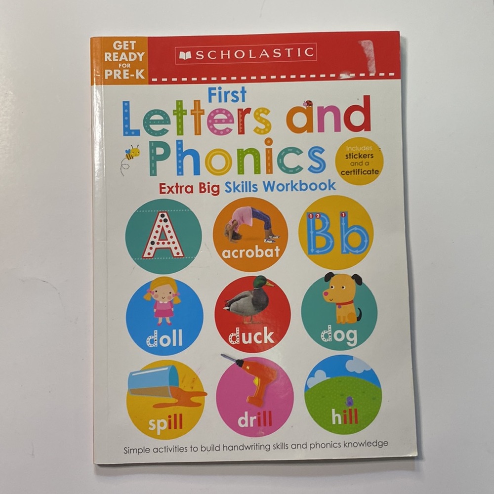 NWT Colouring bundle - Picture 8 of 12